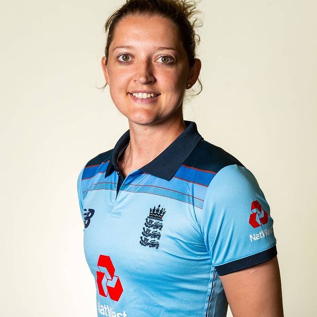 Sarah- Beautiful Female Cricketer WBBL List